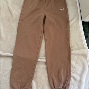ALO Yoga  Tan Sweatpants